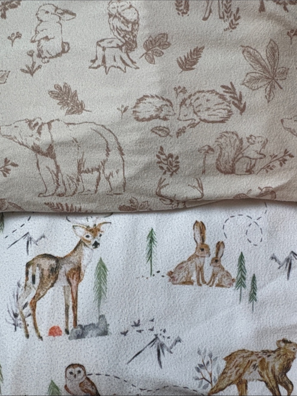 Set of 2 Woodland Animal Print Crib Sheets Set in Beige and White